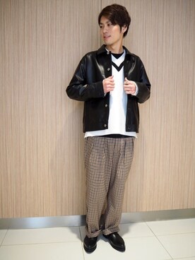 「Vネック」｜「アイテム（ライダースジャケット）」を使った、tk.TAKEO KIKUCHI ルクア大阪店さん（メンズ・172cm）の冬コーディネート