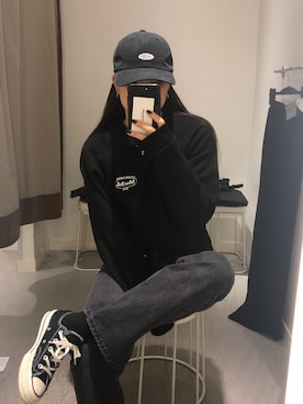 「MSCHF（ミスチーフ）のアイテム（帽子）」を使った、ayanoさん（レディース・163cm）の冬コーディネート