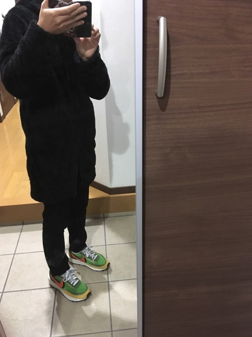 「Championのアイテム（カーディガン/ボレロ、ブラック系）」を使った、masatO_oさん（メンズ・166cm）の秋コーディネートの1枚目の写真