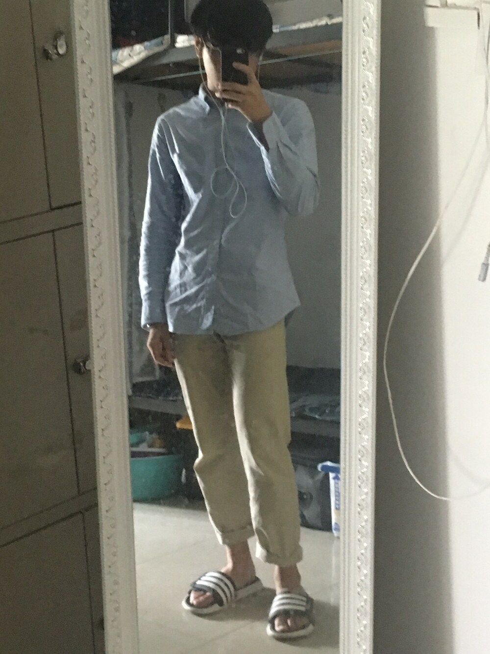 「UNIQLOのアイテム（ピーコート、ブルー系）」を使った、三和音小さい天才さん（メンズ・180cm）の夏コーディネートの1枚目の写真