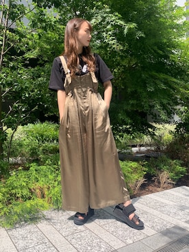 「MURUA（ムルーア）のアイテム（オールインワン・サロペット）」を使った、舞さん（レディース・155cm）の夏コーディネート