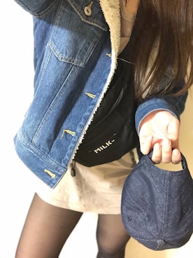 shocoさんの「刺繍ロゴルーズロンTee」を使ったコーディネート