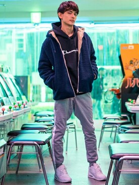 レディースのスウェットパンツ ブルー ネイビー 青色系 コーディネート Zozotown