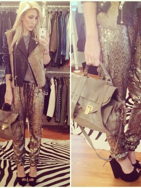「cross-body」｜angelafinkstyleさんの冬コーディネート