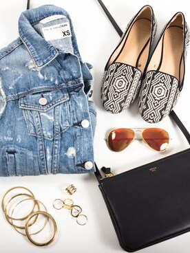 「cross-body」｜angelafinkstyleさんの春コーディネート