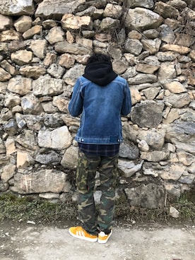 「Carhartt WIP（カーハートダブリューアイピー）のアイテム（スウェット）」を使った、JeungHong-Leeさん（メンズ・170cm）の春コーディネート