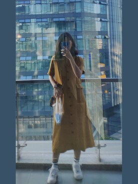 「通勤穿搭」｜「アイテム（ワンピース）」を使った、熬夜甜心冠军さん（レディース・164cm）の秋コーディネート