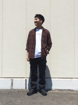 「MONKEY TIME（モンキータイム）のアイテム（カーゴパンツ）」を使った、YOSHINO TAKUYAさん（メンズ・175cm）の夏コーディネート