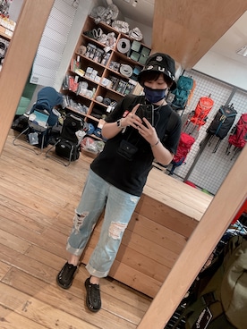 「Factorie（ファクトリエ）のアイテム」を使った、Sharlene Shanさん（レディース・159cm）の春コーディネート