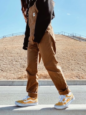 「vans」｜「アイテム（サロペット/オーバーオール）」を使った、anriさん（レディース・150cm）の冬コーディネート