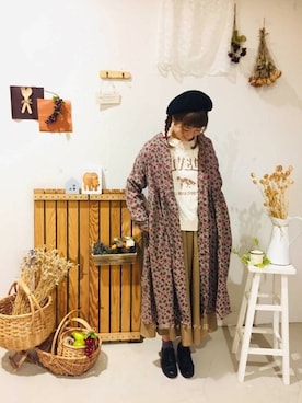 「羽織り」｜「アイテム（ハンチング/ベレー帽）」を使った、aoki(∵)さん（レディース・165cm）の秋コーディネート