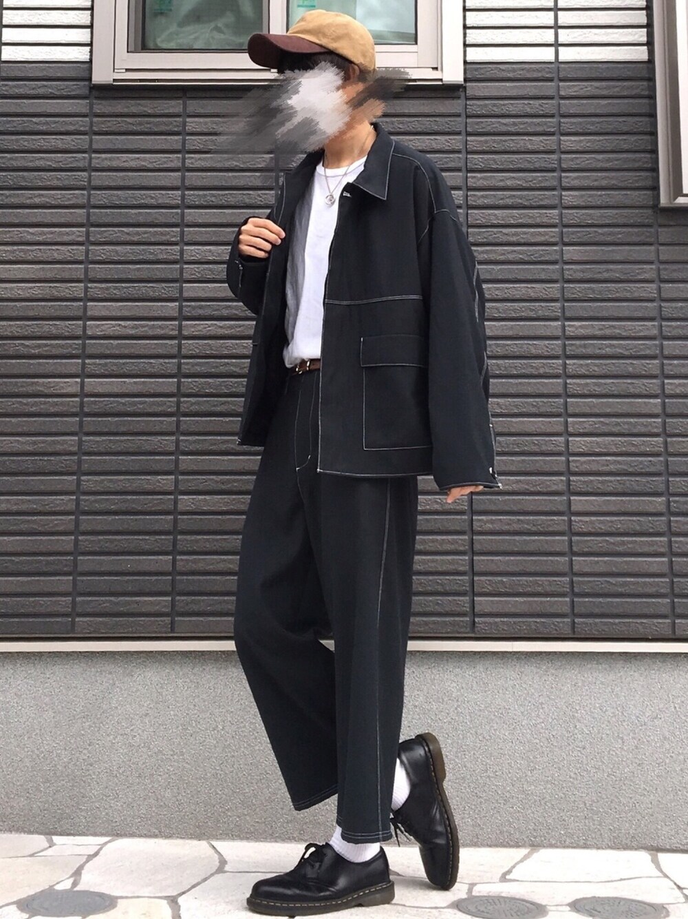「春コーデ、お洒落さんとつながりたい、春夏コーデ、セットアップ、オールHARE、グリーン、Gジャン、ワイトパンツ、大学生、ビッグシルエット」｜「HAREのTRステッチGジャン(HARE)（ブルゾン、グリーン系）」を使った、takumi さん（メンズ・174cm）の春コーディネートの1枚目の写真
