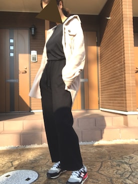 「しまむら（シマムラ）のアイテム（Outerwear、ベージュ系）」を使った、eee333iiiさん（レディース・159cm）の秋コーディネート