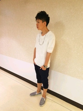 「アイテム（スリッポン、シルバー系）」を使った、こうじさん（メンズ・173cm）の春コーディネート