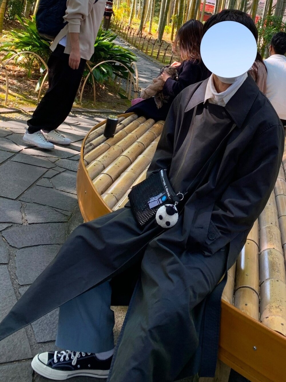 「はるコーデ、休日コーデ、キレイめ、ひつじのショーン、ニコアンド、ハレ、Converse Chuck Taylor 70's、UNIQLO、UNIQLO U、お洒落さんとつながりたい」｜「ひつじのショーンのアイテム（その他小物、ホワイト系）」を使った、とみささん（メンズ・170cm）の冬コーディネートの1枚目の写真