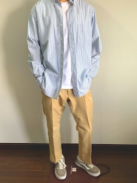 「URBAN RESEARCH DOORS（アーバンリサーチドアーズ）のストライプボタンダウンシャツ（シャツ/ブラウス、ブルー系）」を使った、Naruyaさん（メンズ・175cm）の春コーディネート