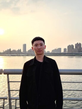 吳驊軒さんのコーディネート