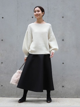 「Aラインスカート」｜「アイテム（バレエシューズ）」を使った、sakiさん（レディース・165cm）の冬コーディネート