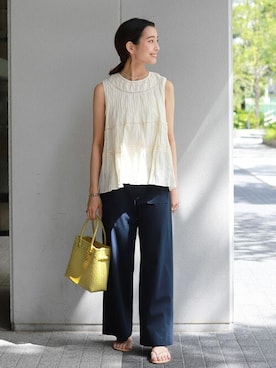 「SLOBE IENA（スローブイエナ）のアイテム（シャツ/ブラウス）」を使った、sakiさん（レディース・165cm）の春コーディネート