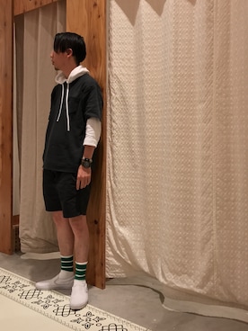 「coenスタッフスタイリング」｜「アイテム（レッグウェア）」を使った、テンチョウ関根さん（メンズ・173cm）の夏コーディネート