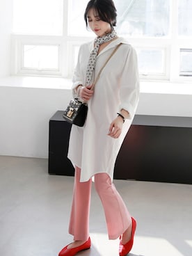 「アイテム（その他シューズ、レッド系）」を使った、Miamasvinさん（レディース・161cm）の春コーディネート