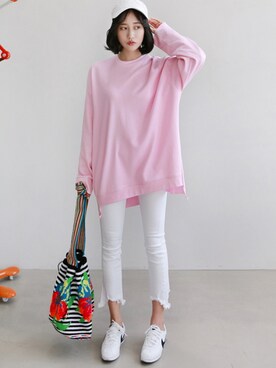 Tシャツ カットソー ピンク系 を使った 韓国ブランド のレディース人気ファッションコーディネート Wear