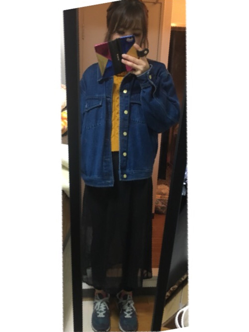 「ドラフトエヴリス」｜「EVRISのBIGデニムGジャン（デニムジャケット、ブルー系）」を使った、まおまおさん（レディース・162cm）の冬コーディネートの1枚目の写真