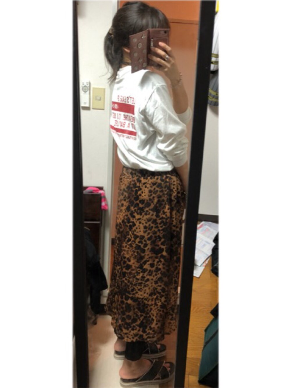 「ドラフトエヴリス」｜「EVRISのLINE LOGOロンT（Tシャツ/カットソー、ホワイト系）」を使った、まおまおさん（レディース・162cm）の夏コーディネートの1枚目の写真