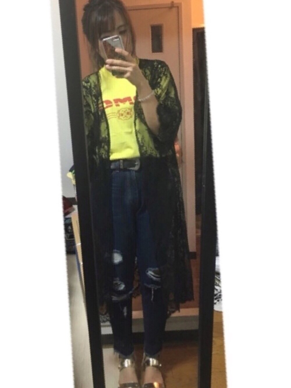 「ドラフトエヴリス」｜「KUMATANJAPANのアイテム（Tシャツ/カットソー、イエロー系）」を使った、まおまおさん（レディース・162cm）の夏コーディネートの1枚目の写真