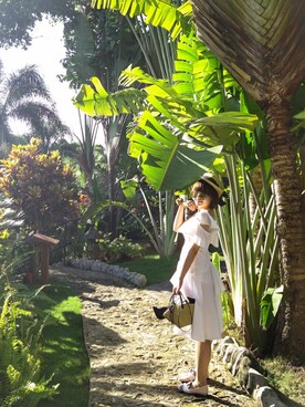 「Le Specs（-）のアイテム」を使った、Miao Caméliaさん（レディース・163cm）の秋コーディネート