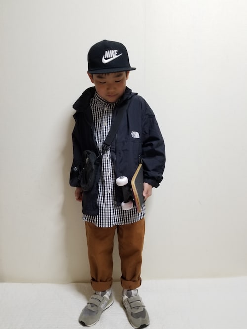 Nike ナイキ の帽子を使ったキッズ人気ファッションコーディネート Sciaky