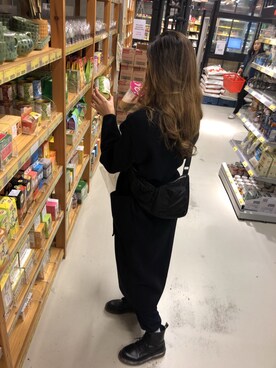 「WEEKDAY（ウィークデイ）のアイテム」を使った、Acaciaさん（レディース・169cm）の冬コーディネート