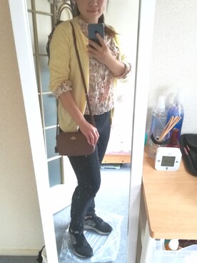 「黄色」｜「アイテム（ノーカラージャケット）」を使った、Reichanさん（レディース・157cm）の秋コーディネート