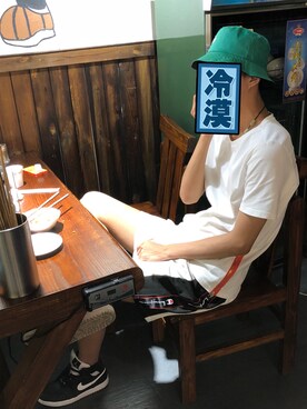 「Champion（チャンピオン）のアイテム（カーゴパンツ）」を使った、长空苏酥さん（メンズ・178cm）の夏コーディネート