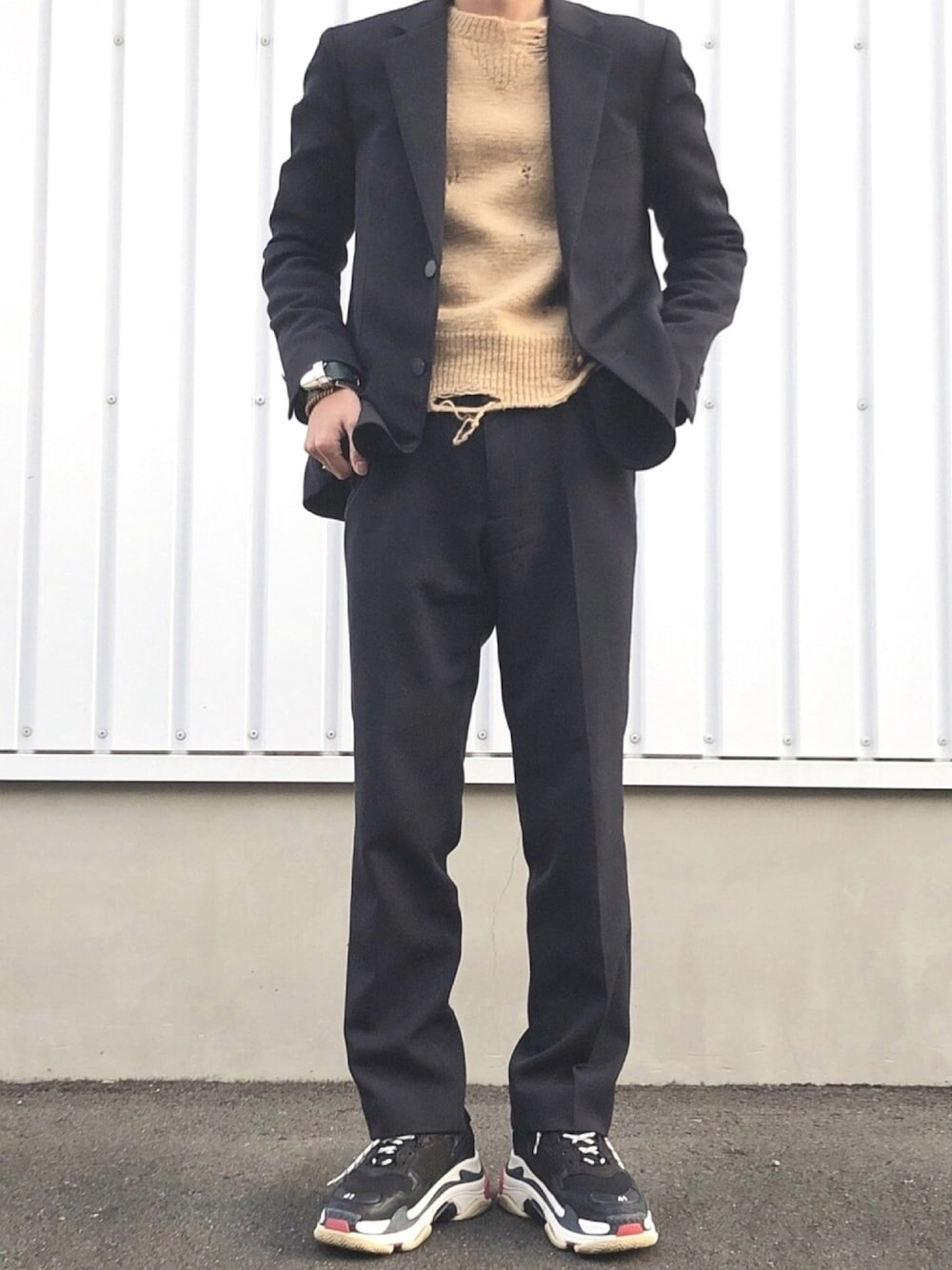 「テーラードジャケット、テーラード、TOGA、TOGA PULLA、BALENCIAGA、トリプルS、BED J.W FORD」｜「benine9のアイテム（セットアップ、ブラック系）」を使った、マキえもんさん（メンズ・173cm）の冬コーディネートの1枚目の写真
