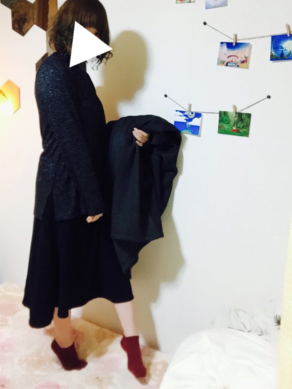 「シンプル、ザラ、H&M、グレー、キレイめ、モノトーン、プチプラ」｜「H&Mのアイテム（Tシャツ/カットソー、グレー系）」を使った、H.O.N.Oさん（レディース・151cm）の冬コーディネートの1枚目の写真