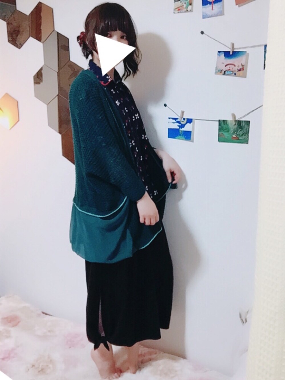 「アジアンテイスト、春コーデ、柄シャツ、スリットパンツ、おだんご、カジュアル」｜「チャイハネのアイテム（シュシュ、ブルー系）」を使った、H.O.N.Oさん（レディース・151cm）の春コーディネートの1枚目の写真