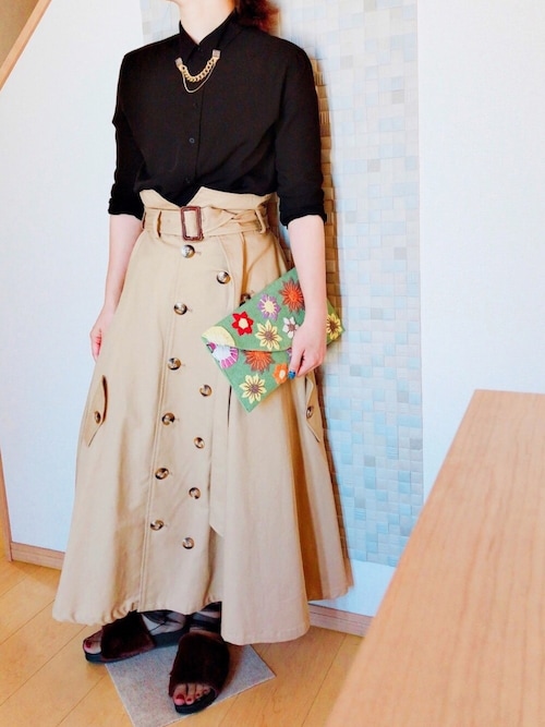 Todayful トゥデイフル のブローチ コサージュを使った人気ファッションコーディネート Earch