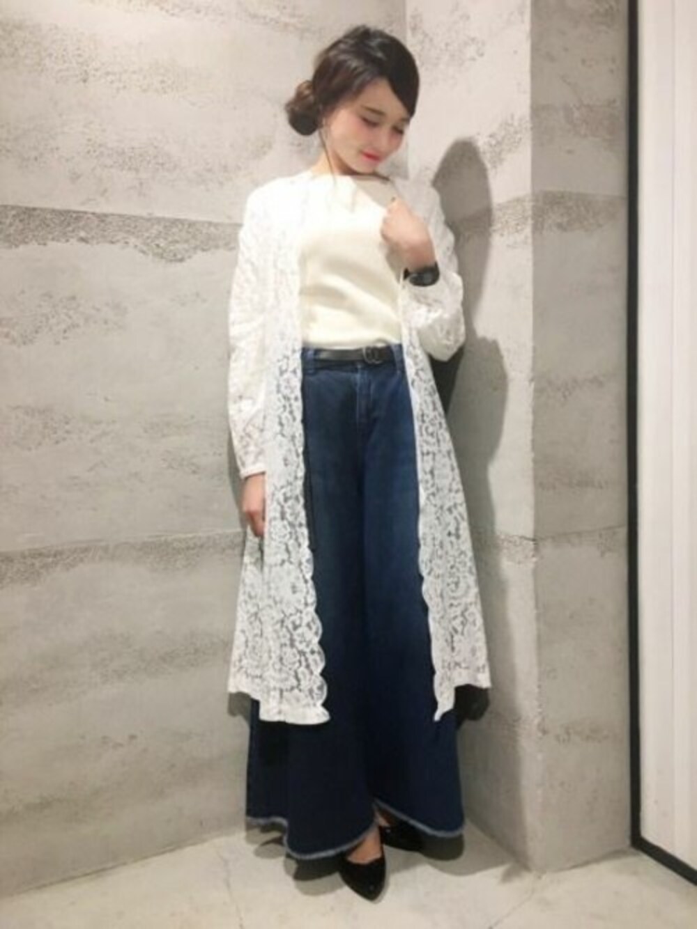 「JEANASiS、レース、ジーナシス、ワイドパンツ、バレエシューズ、ワイドデニム」｜「JEANASISの【3/24放映！ヒルナンデス掲載アイテム】アソートバギーパンツ/742280 （デニムパンツ、ブルー系）」を使った、JEANASIS 静岡パルコ店STAFFさん（レディース・163cm）の春コーディネートの1枚目の写真