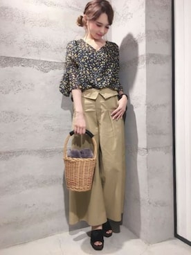 「JEANASIS（ジーナシス）のアイテム（かごバッグ）」を使った、JEANASIS 静岡パルコ店STAFFさん（レディース・163cm）の夏コーディネート