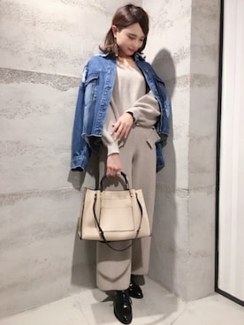「JEANASIS（ジーナシス）のアイテム（デニムジャケット）」を使った、JEANASIS 静岡パルコ店STAFFさん（レディース・163cm）の冬コーディネート