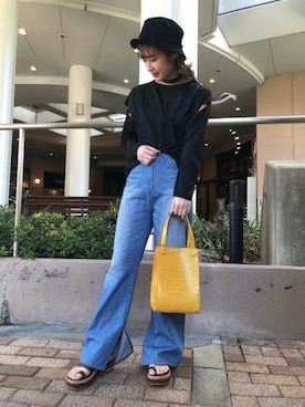 「ジーナシス」｜「アイテム（ハンドバッグ）」を使った、JEANASISくずはモール店STAFFさん（レディース・159cm）の春コーディネート