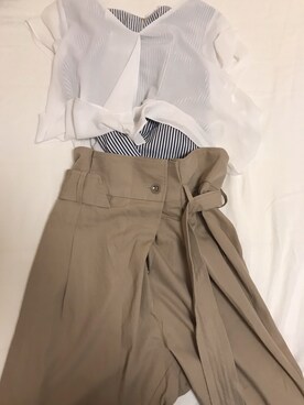 「URBAN RESEARCH ROSSO WOMEN（アーバンリサーチ　ロッソ）のリングベルト付きラップパンツ（その他パンツ、ベージュ系）」を使った、aymさんの夏コーディネート