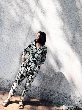 「MOUSSY（マウジー）のアイテム（つなぎ/オールインワン）」を使った、Ye Liさん（レディース・162cm）の春コーディネート