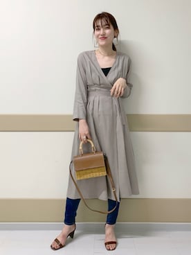 「シャツワンピ」｜「アイテム（ノーカラーコート）」を使った、hanaka.さん（レディース・171cm）の春コーディネート