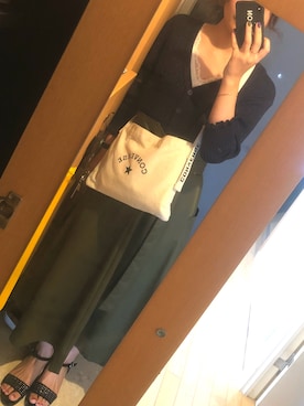 「VIS（ビス）の【2WAY】ラメ入りニットカーディガン（カーディガン/ボレロ、ブルー系）」を使った、優奈さん（レディース・164cm）の秋コーディネート