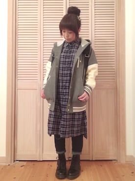 「FRAPBOIS」｜「アイテム（スタジャン）」を使った、キラ☆キラさん（レディース・156cm）の冬コーディネート