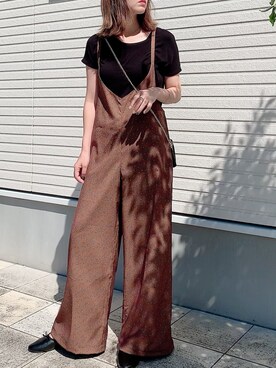 「ミニショルダー」｜「アイテム（サロペット/オーバーオール）」を使った、紗衣さん（レディース・158cm）の秋コーディネート