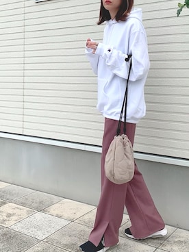 「archives（アルシーヴ）のアイテム（パンツ）」を使った、紗衣さん（レディース・158cm）の秋コーディネート