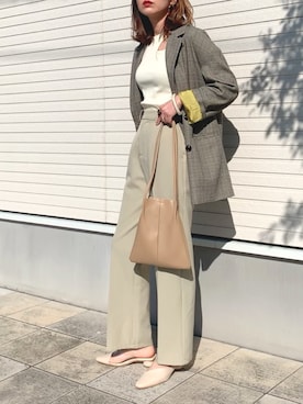「archives（アルシーヴ）のアイテム（パンツ）」を使った、紗衣さん（レディース・158cm）の春コーディネート